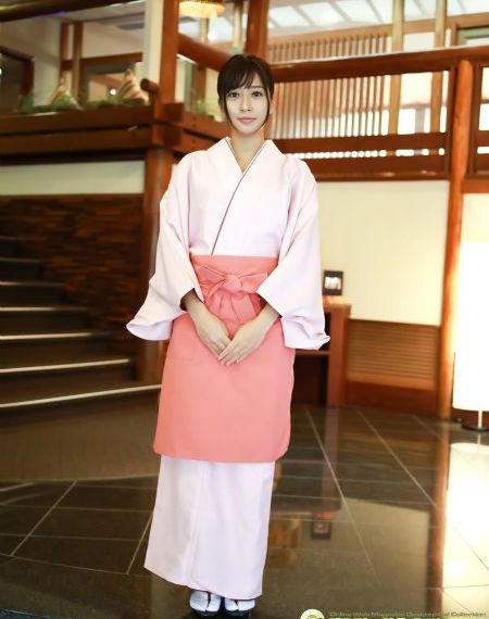 国产美女啪啪_720高清完整版