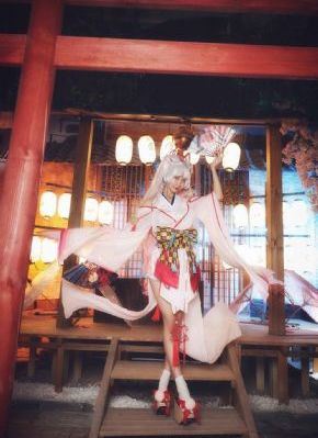 破产姐妹第一季 电视剧_1080免费全集观看